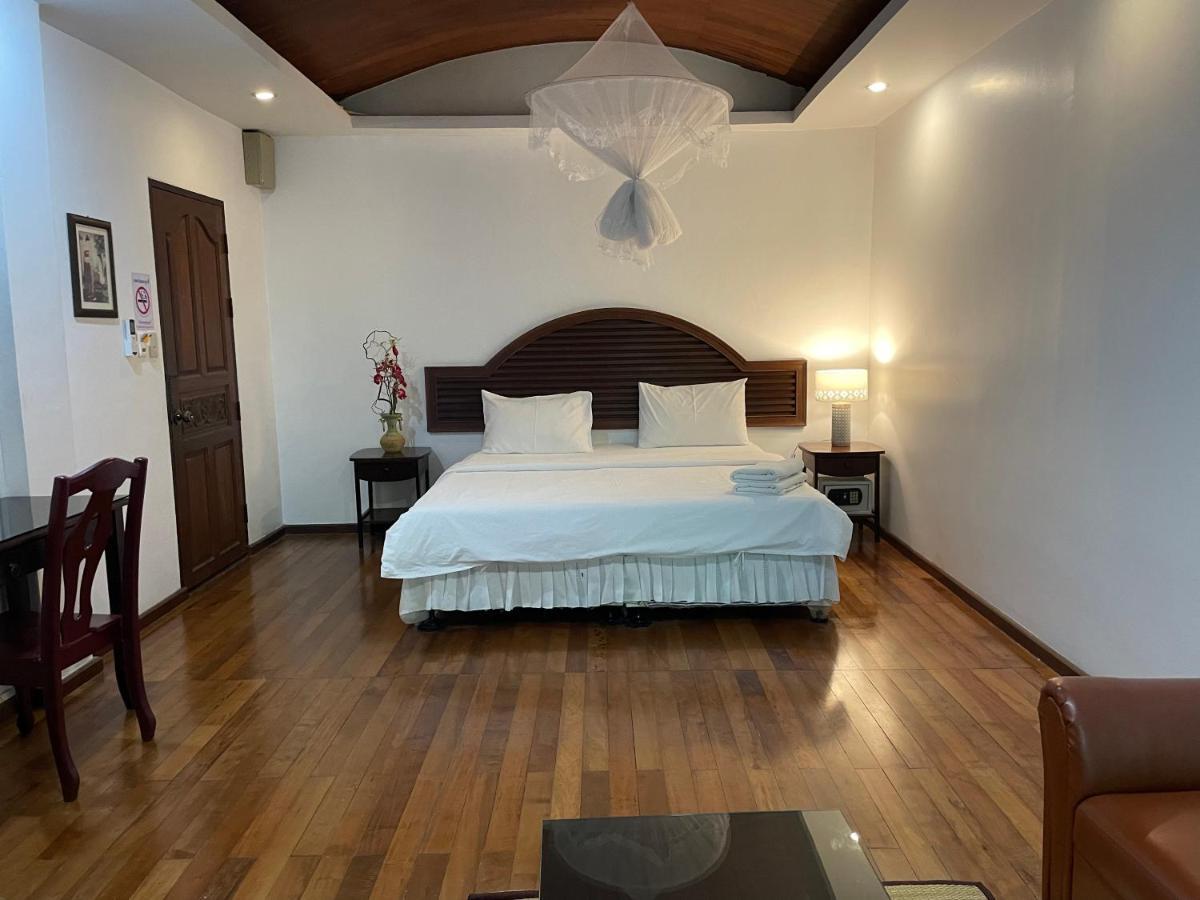 Nawaporn Place Phuket Dış mekan fotoğraf