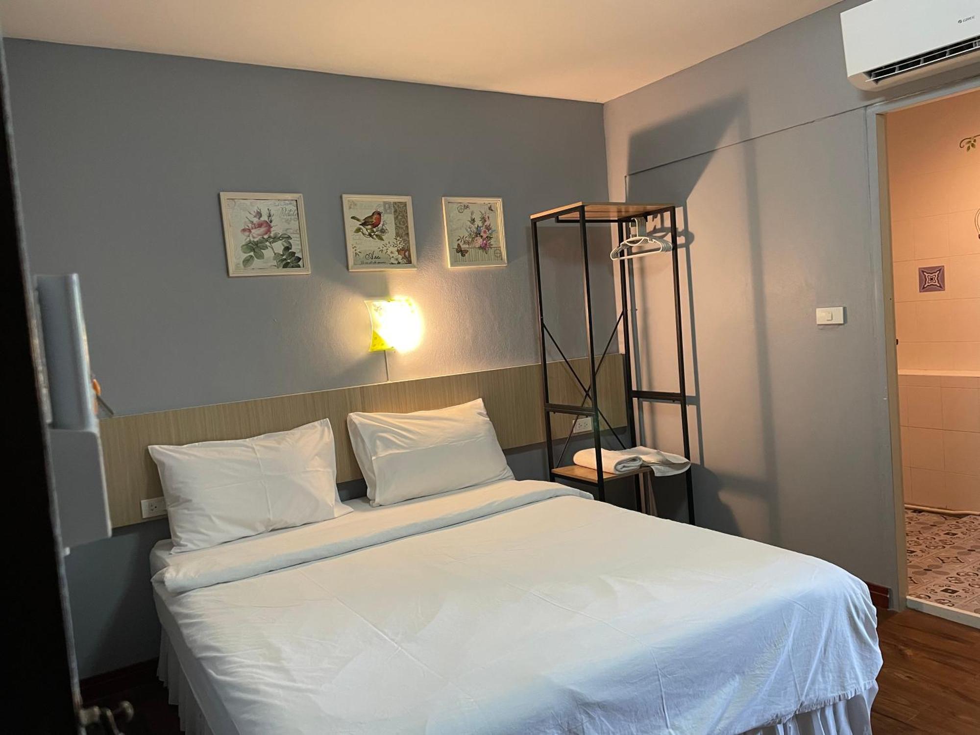 Nawaporn Place Phuket Dış mekan fotoğraf